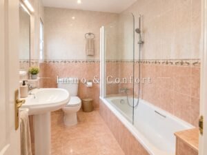 bano banera casa en eucalipto poble nou del delta amposta immoconfort