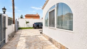 parking casa en eucalipto poble nou del delta amposta immoconfort